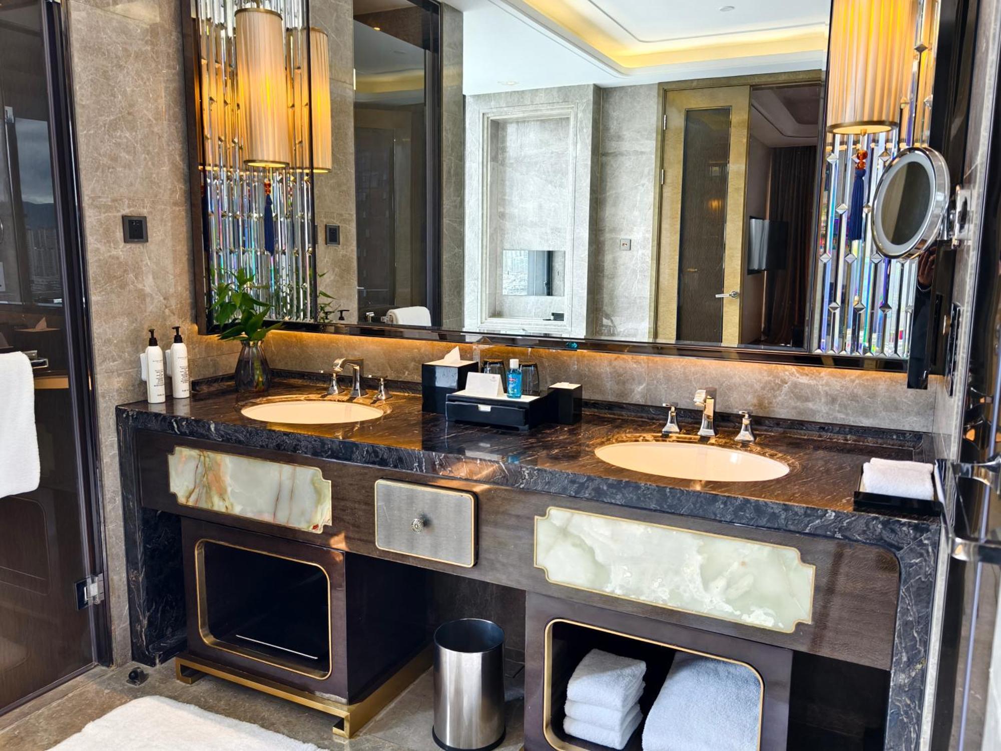 Wanda Vista Kunming Hotel Luaran gambar