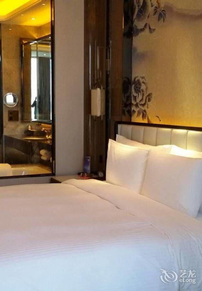 Wanda Vista Kunming Hotel Luaran gambar